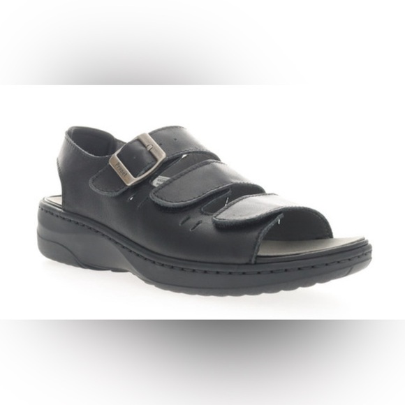 Propet Shoes - Propet easy walker Women's sandals size 8.5